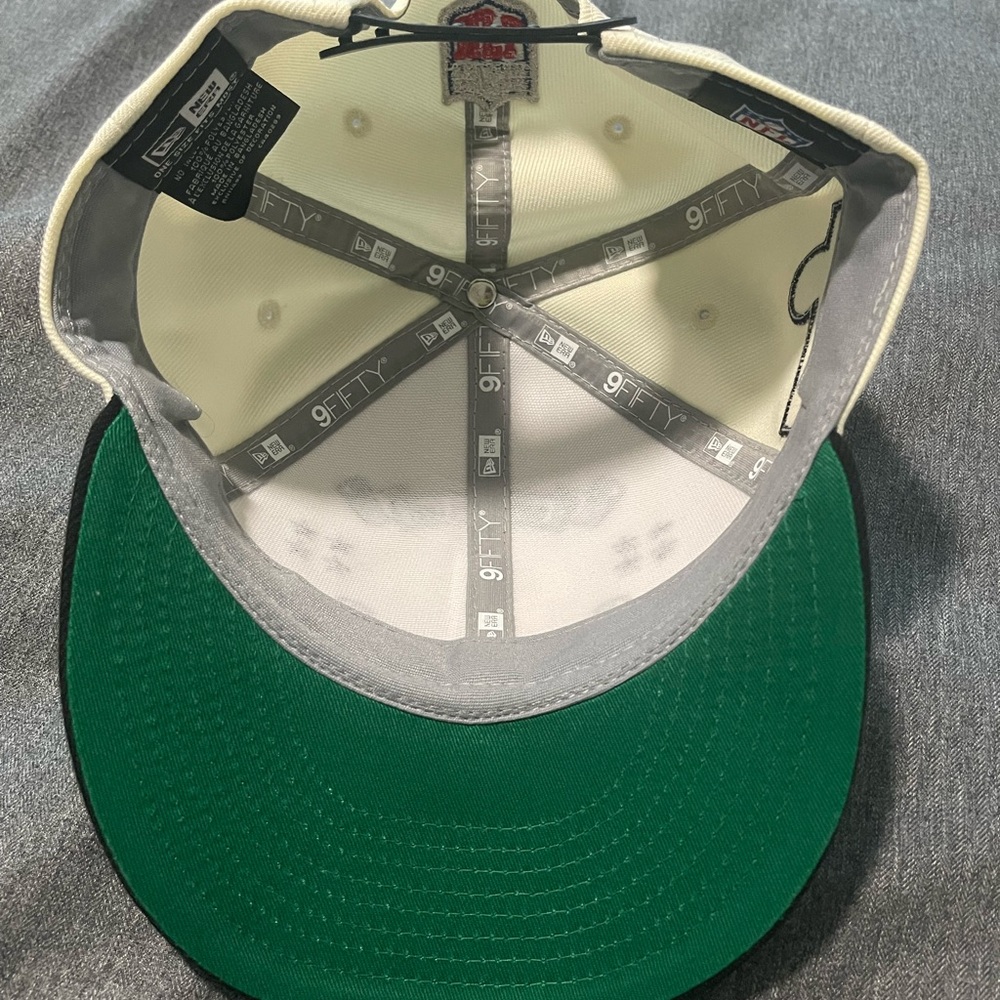 KC Chiefs Super Bowl champions 2023 hat 🏈🏆 - Picture 6 of 6